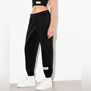 The giving movement sweatpants